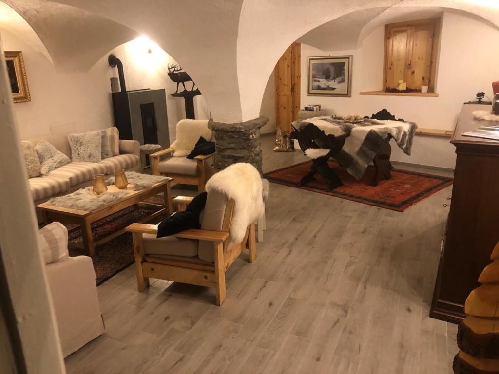 Appartamento Les Cheminees La Thuile Esterno foto