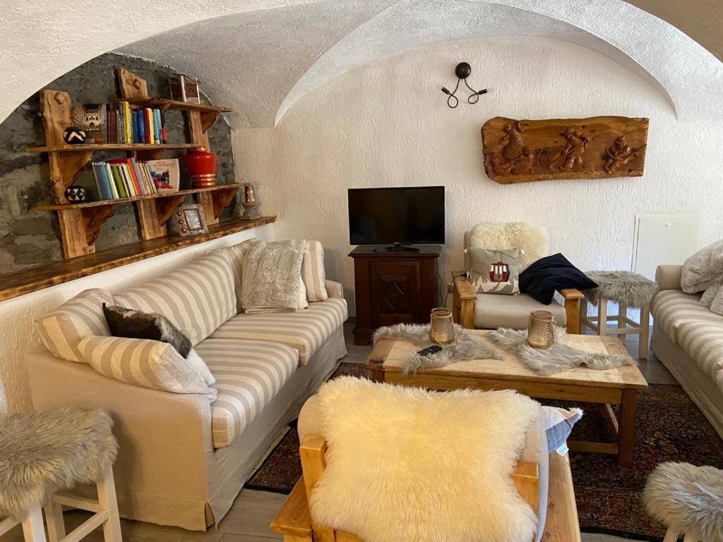 Appartamento Les Cheminees La Thuile Esterno foto
